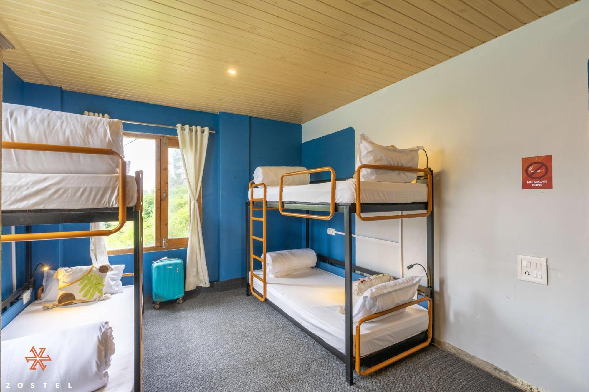 Zostel Shoja, Jibhi Hostel Kültér fotó