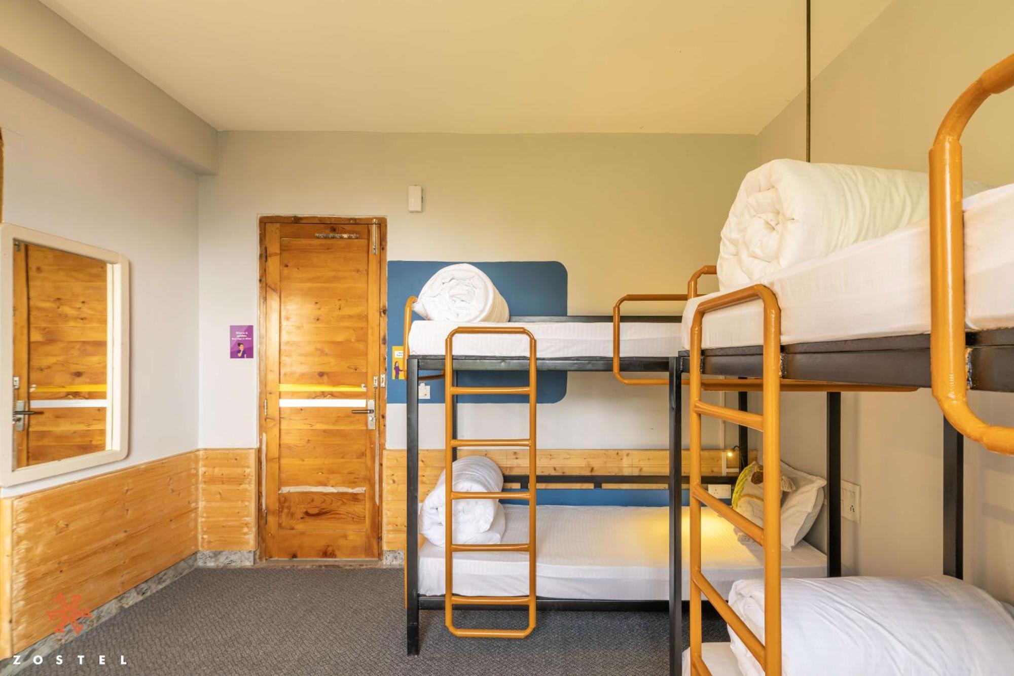 Zostel Shoja, Jibhi Hostel Kültér fotó