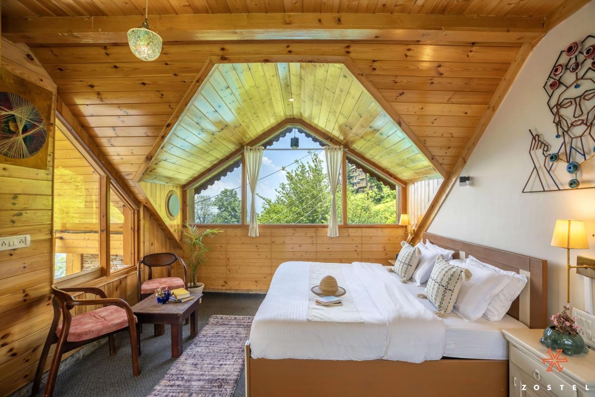 Zostel Shoja, Jibhi Hostel Kültér fotó