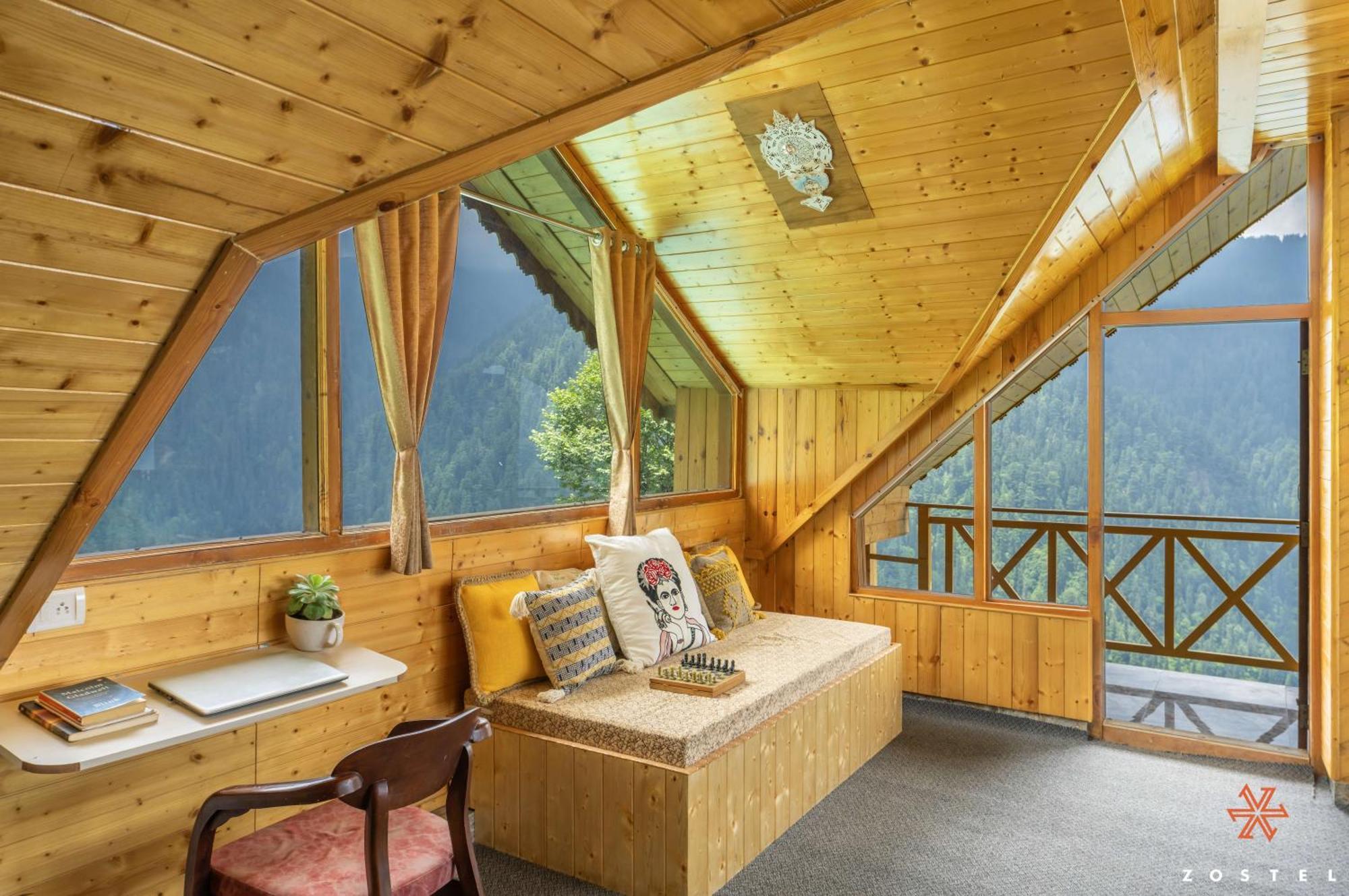 Zostel Shoja, Jibhi Hostel Kültér fotó