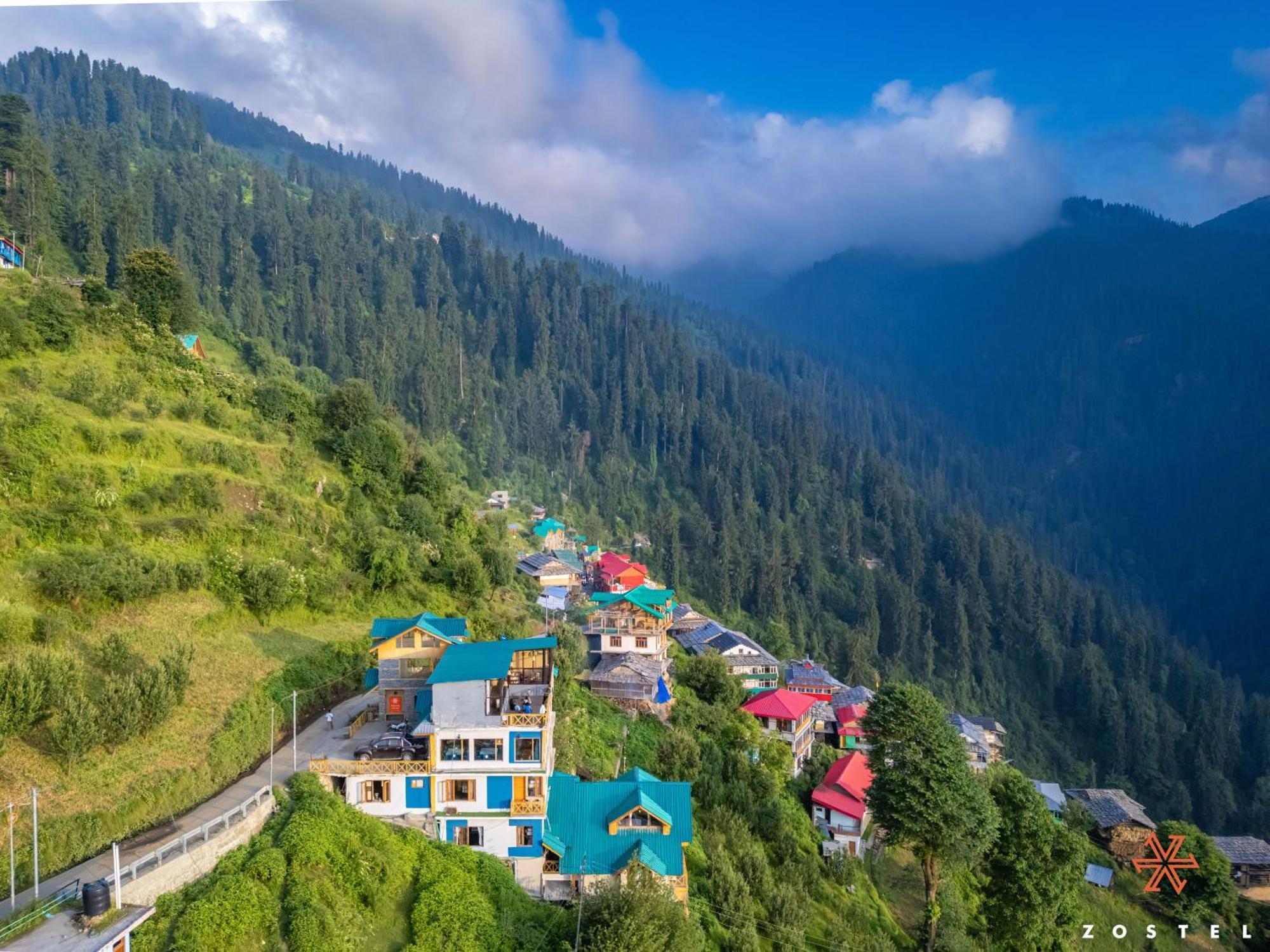 Zostel Shoja, Jibhi Hostel Kültér fotó