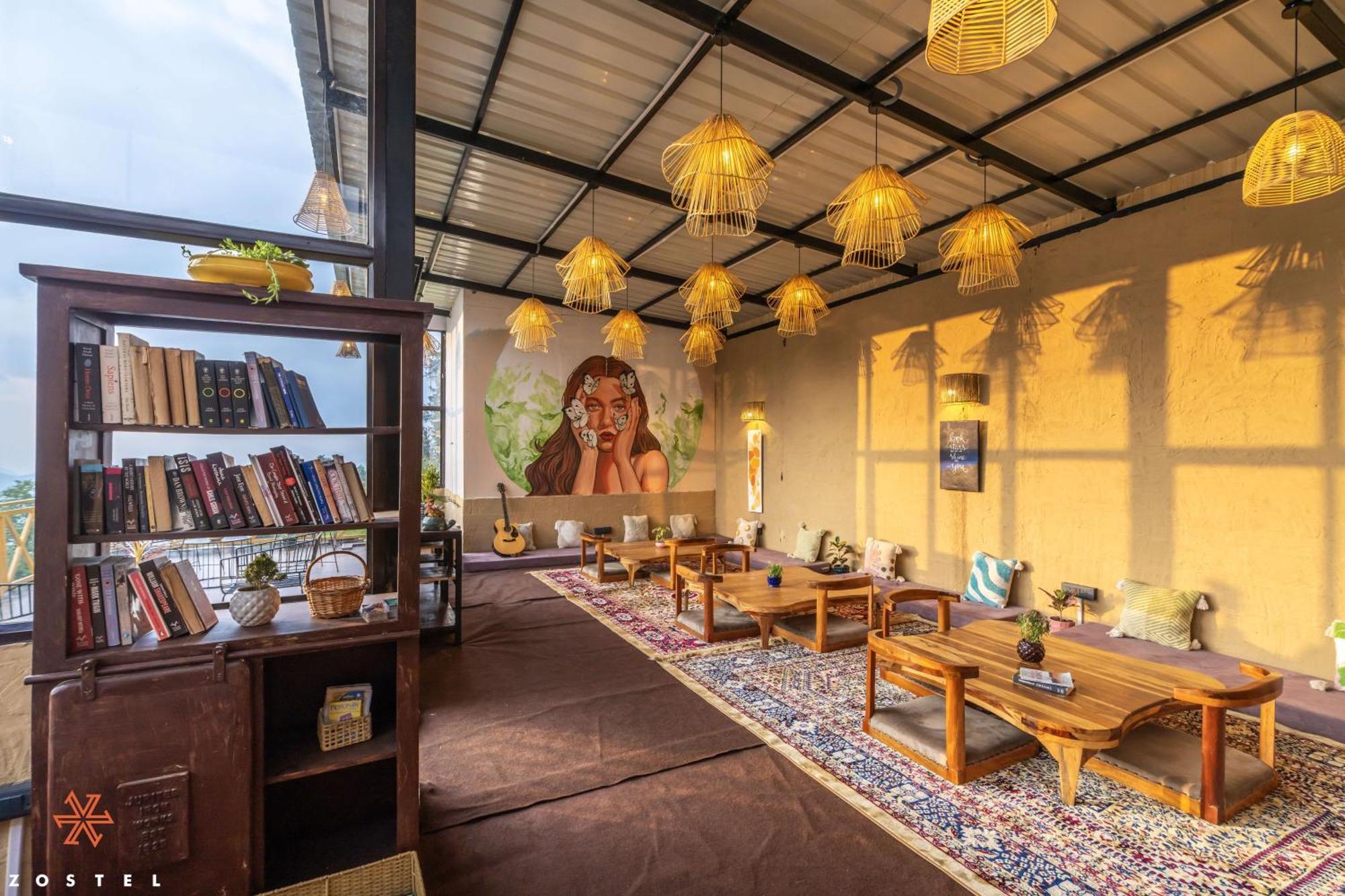 Zostel Shoja, Jibhi Hostel Kültér fotó